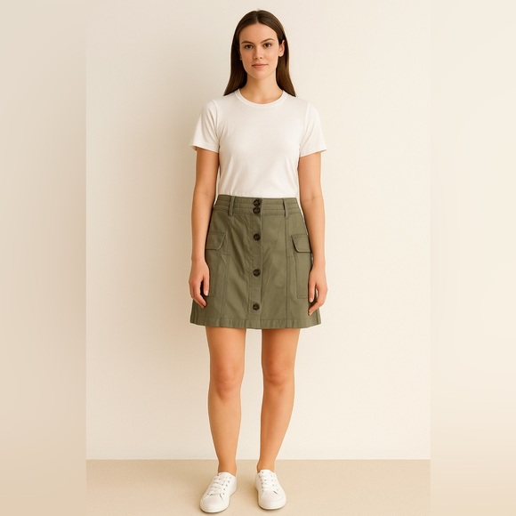 Reitmans Dresses & Skirts - Reitman’s Women’s Cargo Skirt Size 8 NWT